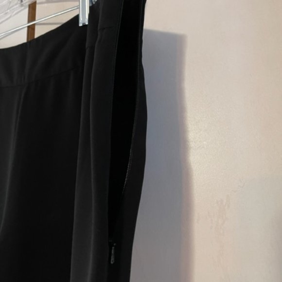 Black long flowing dress pants with side zip - Picture 2 of 7